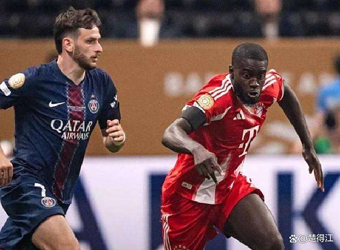 关于赛场上的瞬时变化，球队进攻战术瞬间改变比赛局面的信息