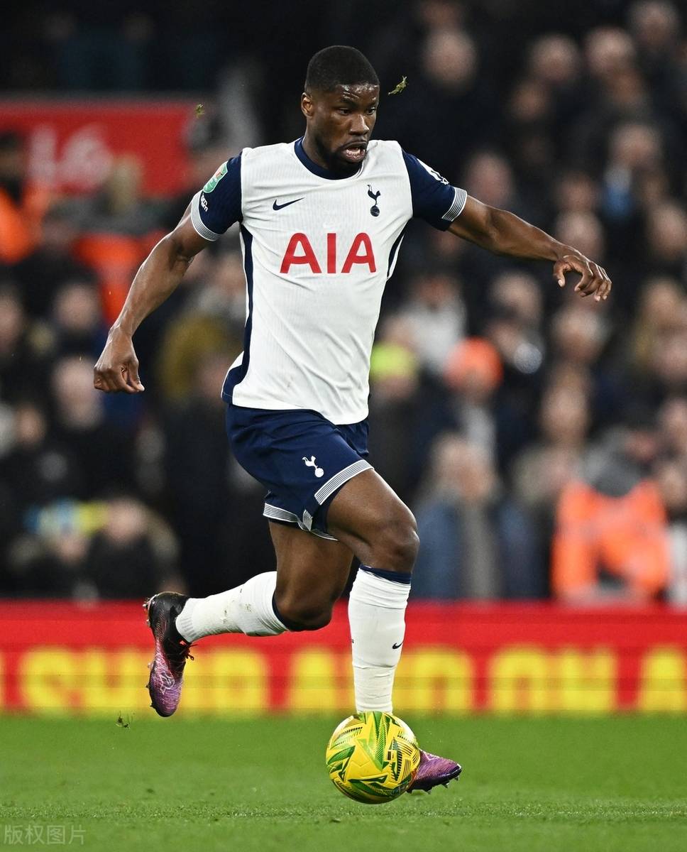 朗斯大胜雷恩,提升士气迎接下一场比赛 朗斯大胜雷恩,提升士气迎接下一场比赛