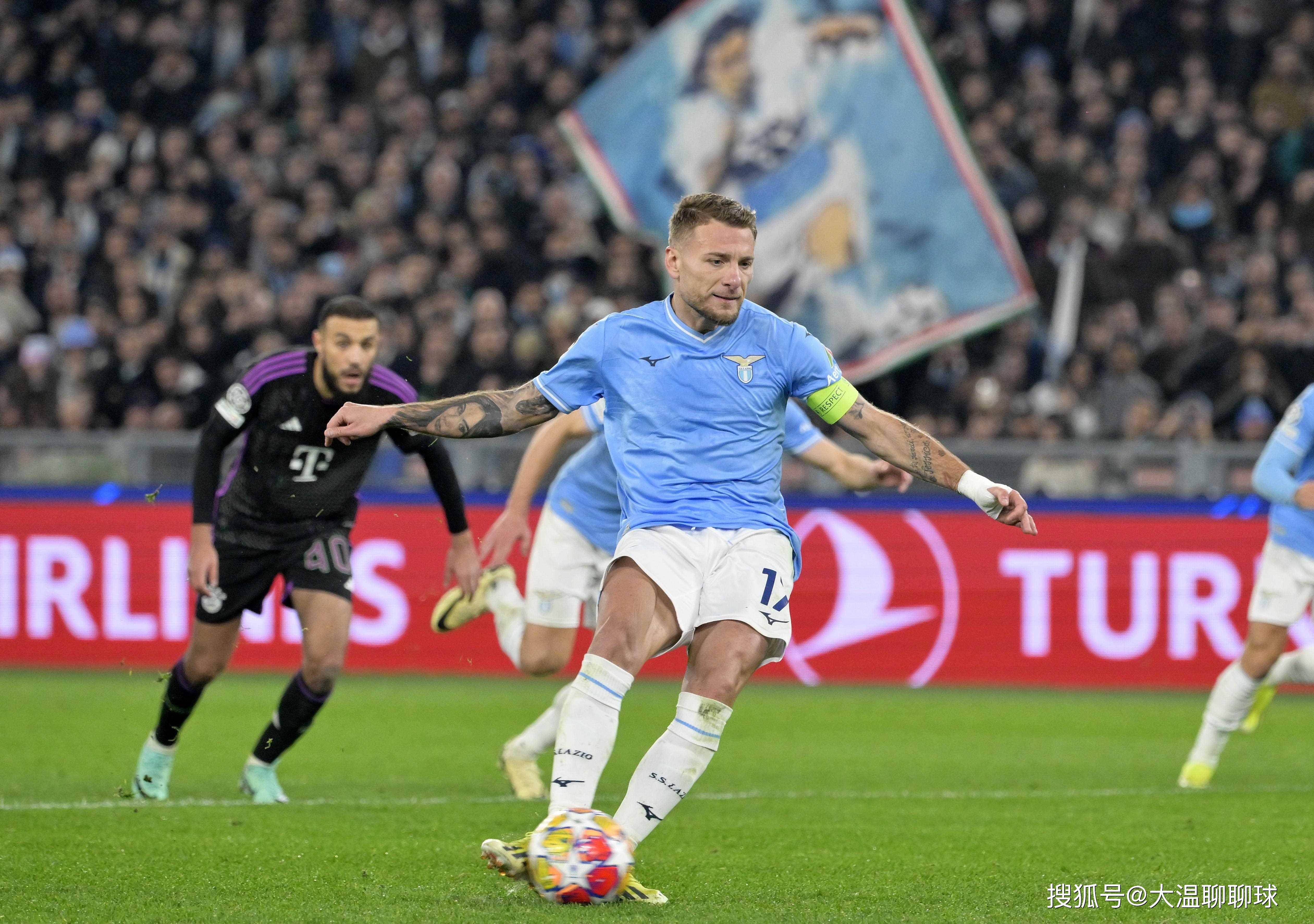 热那亚队豪取三分，稳坐领军地位，实力雄厚