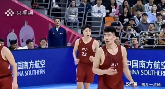 浙江队碾压四川队，周琦刷新纪录